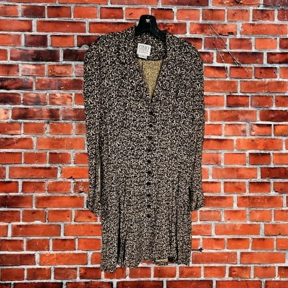 Designer Norma Kamali Dress Long Sleeve Nice Design Sz 8 - Picture 1 of 12